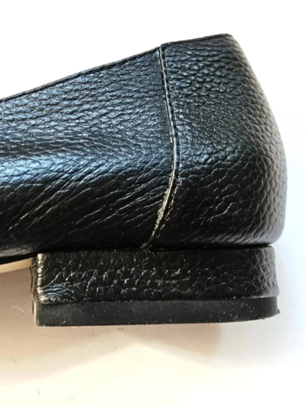 Bettye Muller Size 7 M Vali Loafers Black Pebbled Leather Slip-On Flats Women's